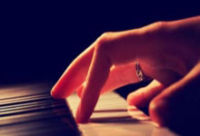 2025年短道速滑世锦赛开赛 中国队多项晋级荷兰队打破世界纪录2025-03-15.